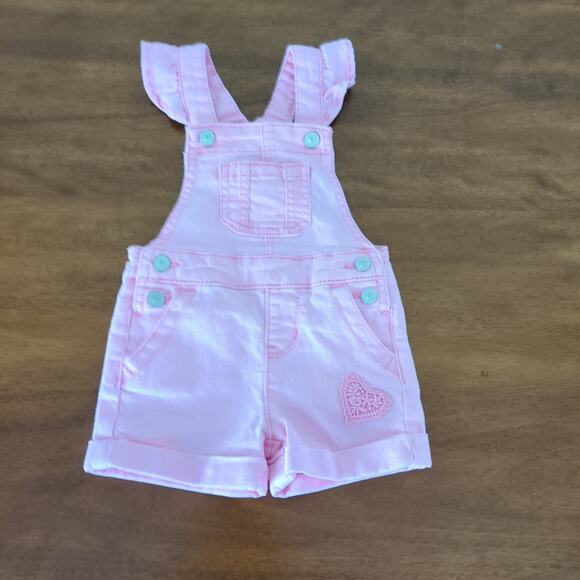 Baby pink ruffle overall shorts 12M NNT - Picture 3 of 4